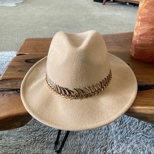 Tan 100% Wool Hat